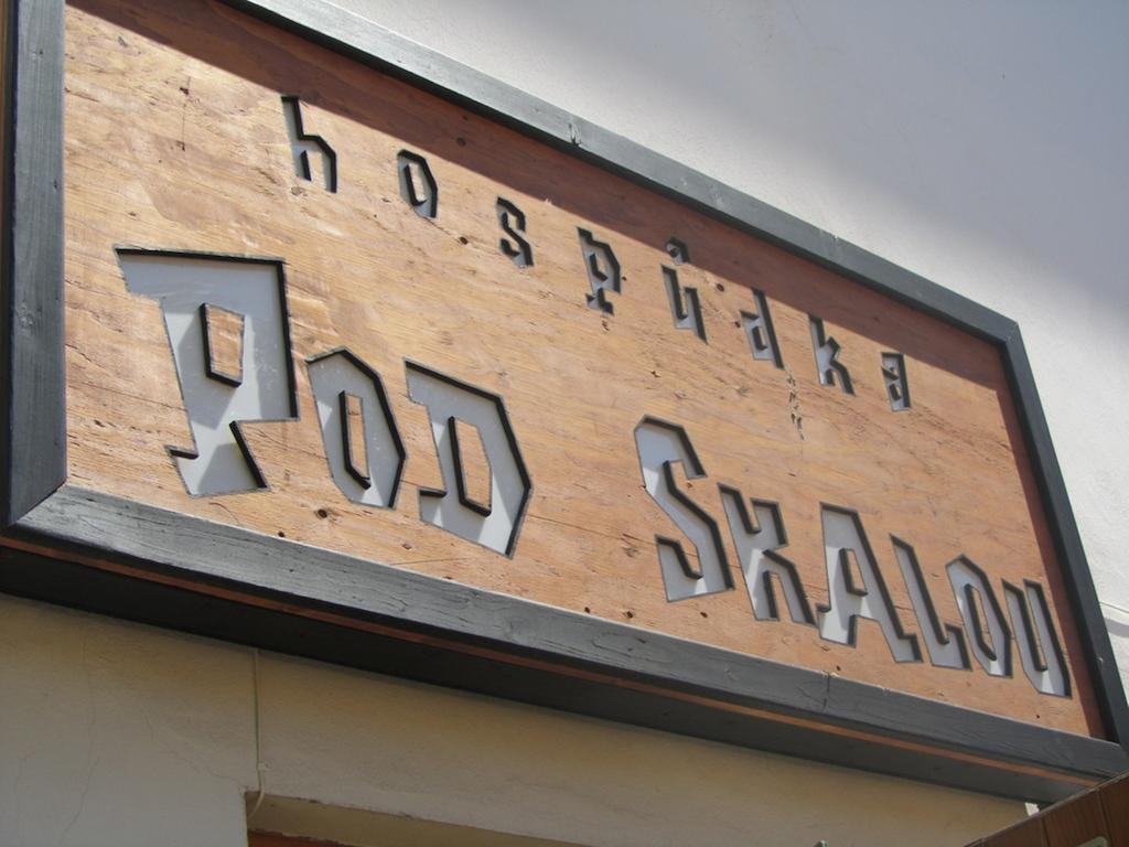 Hotel Pod Skalou Pisek  Ngoại thất bức ảnh